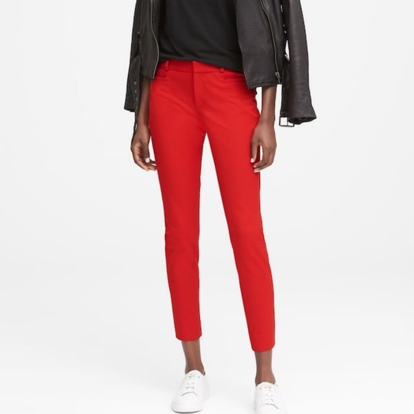 Banana Crepe Mars Red Skin Fit With Multi Pleated Trouser